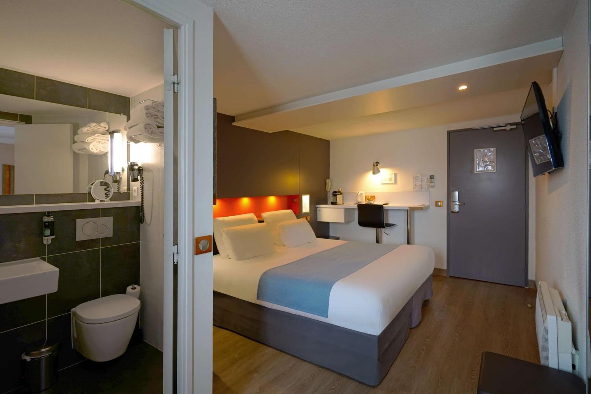Hotel Best Western The Wish Versailles Guyancourt Exteriör bild